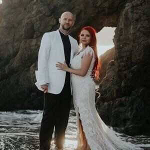 Meet your Posher, April